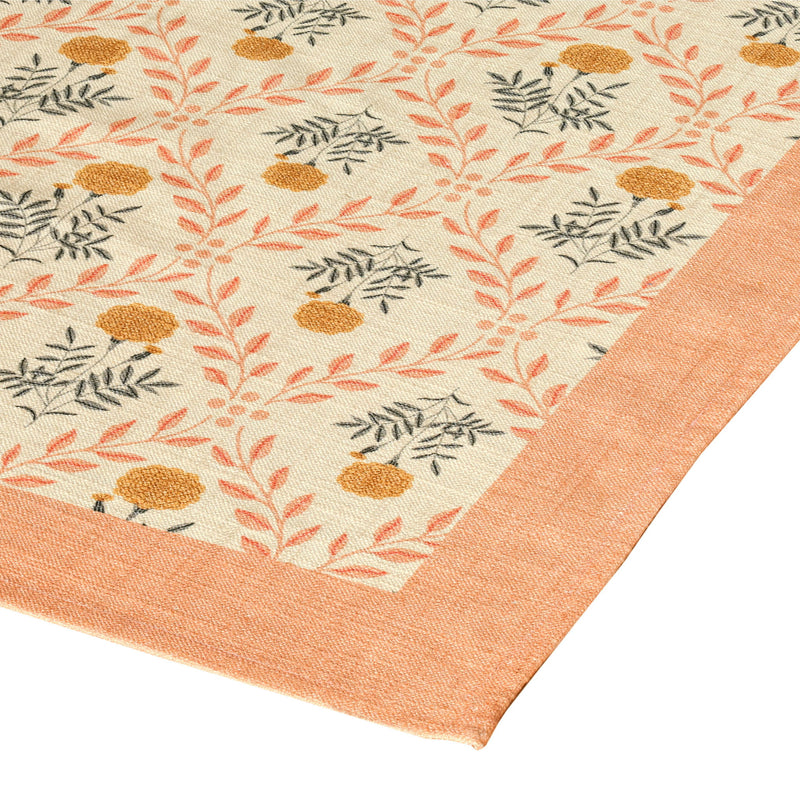 Set of Dolce tablecloth placemats by TOV Furniture featuring stylish, woven fabric with intricate pattern details.