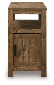 Fendenmore - Chair Side End Table - R&R Furniture Gallery (Fountain Valley, CA)