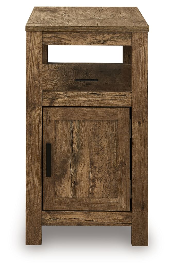 Fendenmore - Chair Side End Table - R&R Furniture Gallery (Fountain Valley, CA)