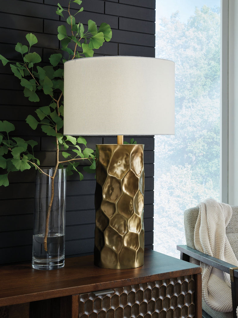 Marshawn - Metal Table Lamp - Gold Finish - R&R Furniture Gallery (Fountain Valley, CA)