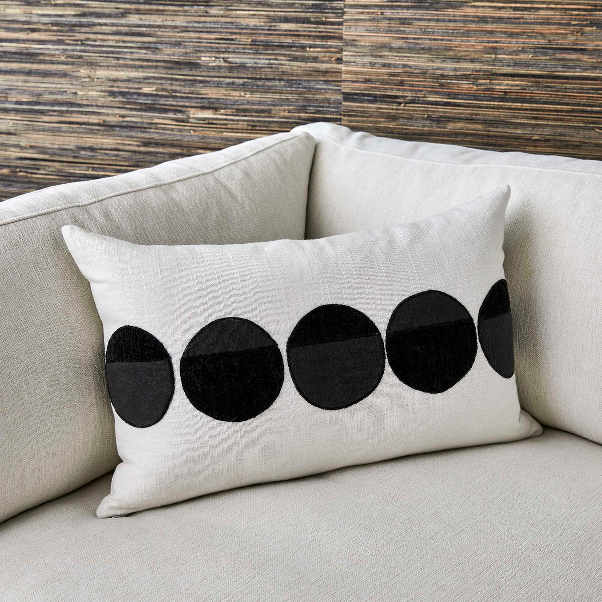 Spot On - Pillow - Black / White