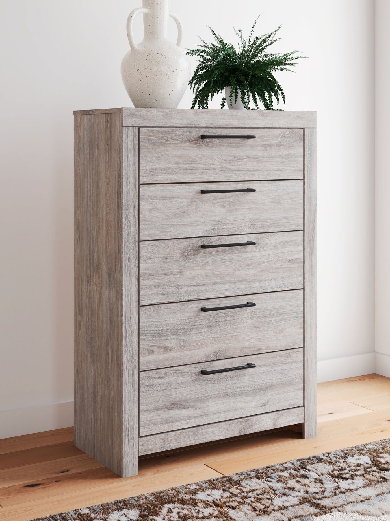 Broachmyn - Five Drawer Chest - R&R Furniture Gallery (Fountain Valley, CA)