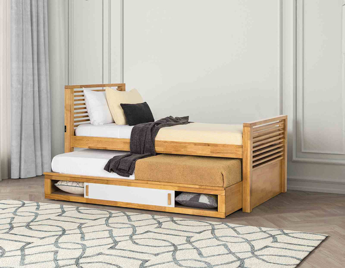 Richland - Full Captain Bed w/ Trundle, Light Oak