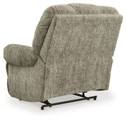Movie Man - Zero Wall Recliner - R&R Furniture Gallery (Fountain Valley, CA)