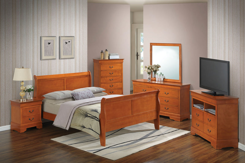 Glory Furniture panel sleigh bed with curved wooden headboard and footboard in a warm finish, showcasing elegant classic design