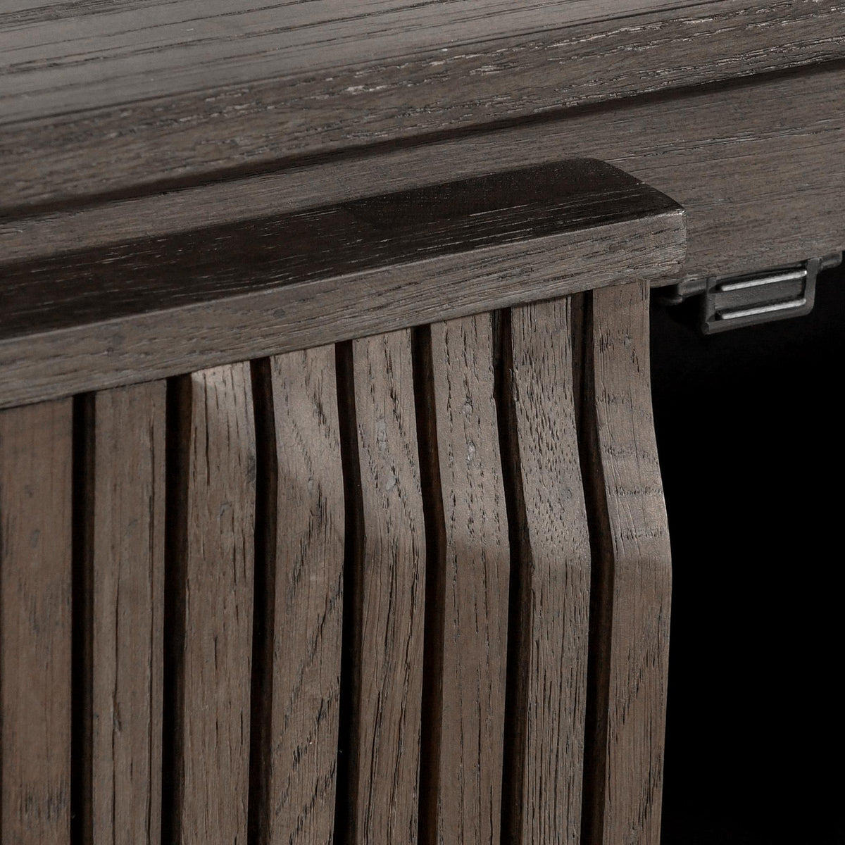 Roya - Cabinet