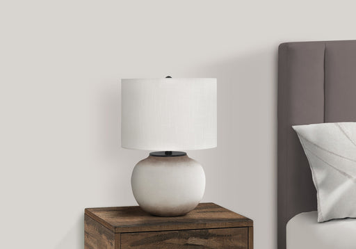 Modern Lighting, Table Lamp, Ceramic - Cream - R&R Furniture Gallery (Fountain Valley, CA)
