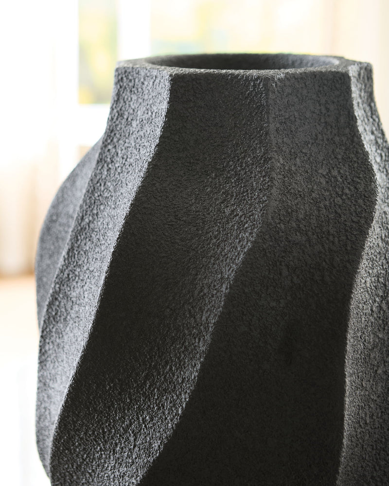 Judworth - Vase - R&R Furniture Gallery (Fountain Valley, CA)