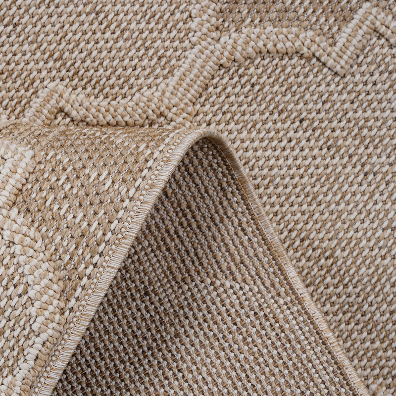 Guros - 8' X 10' Trellis Indoor / Outdoor Area Rug - Cream - R&R Furniture Gallery (Fountain Valley, CA)