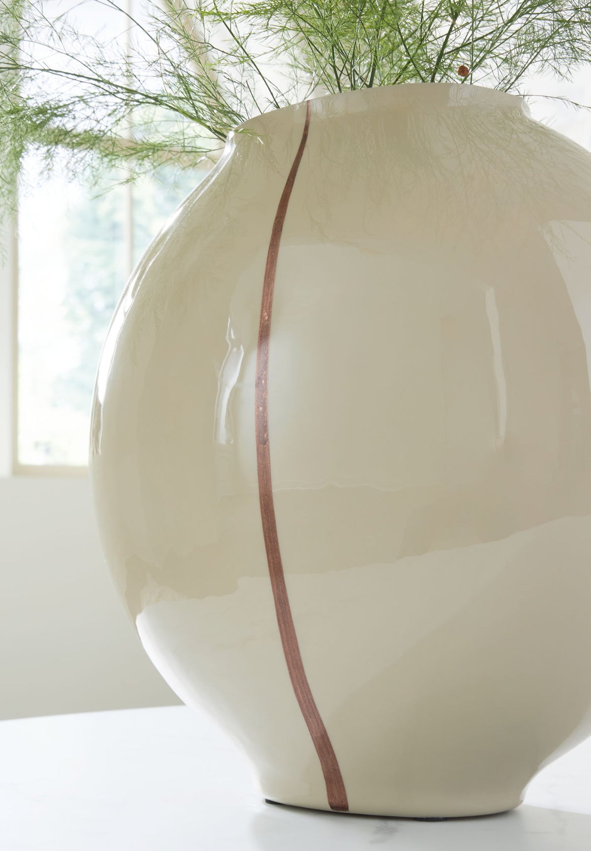 Sheabourne - Vase - R&R Furniture Gallery (Fountain Valley, CA)