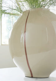 Sheabourne - Vase - R&R Furniture Gallery (Fountain Valley, CA)
