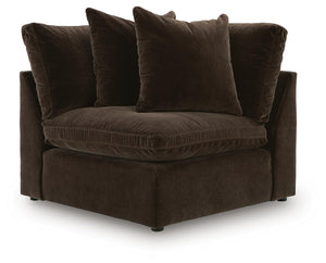 Maxton Heights - 8 Piece Sectional