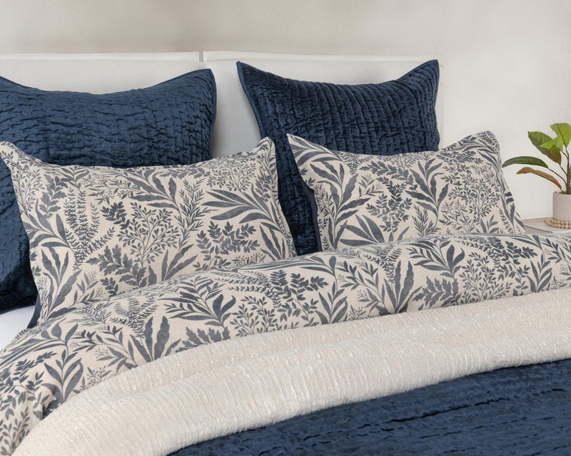Mulberry - Duvet - R&R Furniture Gallery (Fountain Valley, CA)
