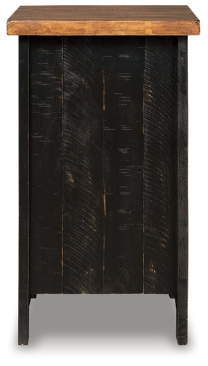 Valebeck - Chair Side End Table - Black / Brown - R&R Furniture Gallery (Fountain Valley, CA)
