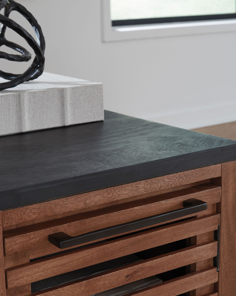 Kallari - Chair Side End Table - Warm Brown / Black - R&R Furniture Gallery (Fountain Valley, CA)