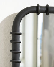 Judlow - Accent Mirror - Black - R&R Furniture Gallery (Fountain Valley, CA)