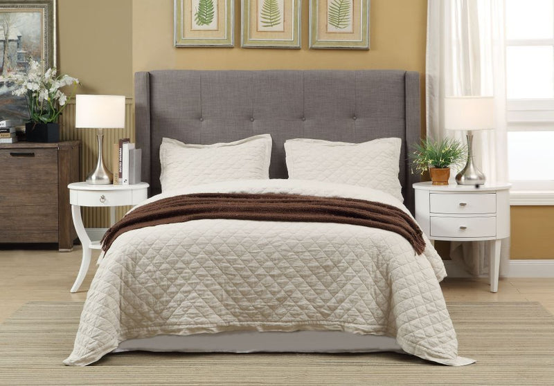 Madeleine King-size Wingback Platform Bed (2026)