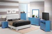 Elegant Platform Bed For Relaxed Spaces - R&R Furniture Gallery (Fountain Valley, CA)