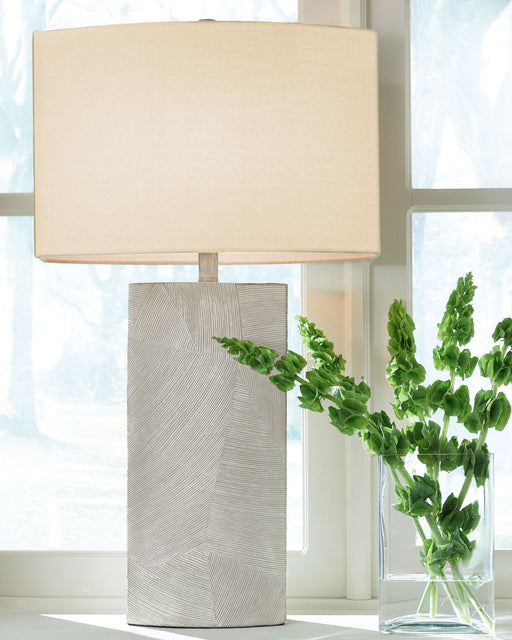 Bradard - Poly Table Lamp  - Brown - R&R Furniture Gallery (Fountain Valley, CA)