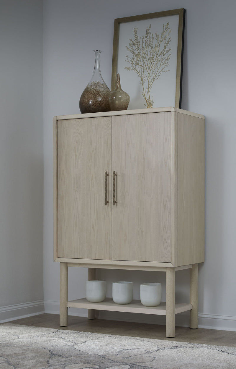 Zinnia Two Door Ash Wood Bar Cabinet in White Sand