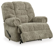 Movie Man - Zero Wall Recliner - R&R Furniture Gallery (Fountain Valley, CA)