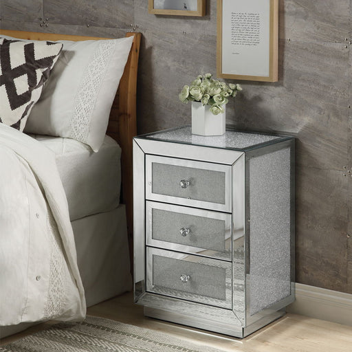 Noralie - 18" X 14" Accent Table - Mirrored & Faux Diamonds - R&R Furniture Gallery (Fountain Valley, CA)