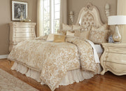 Luxembourg - Comforter Set - R&R Furniture Gallery (Fountain Valley, CA)