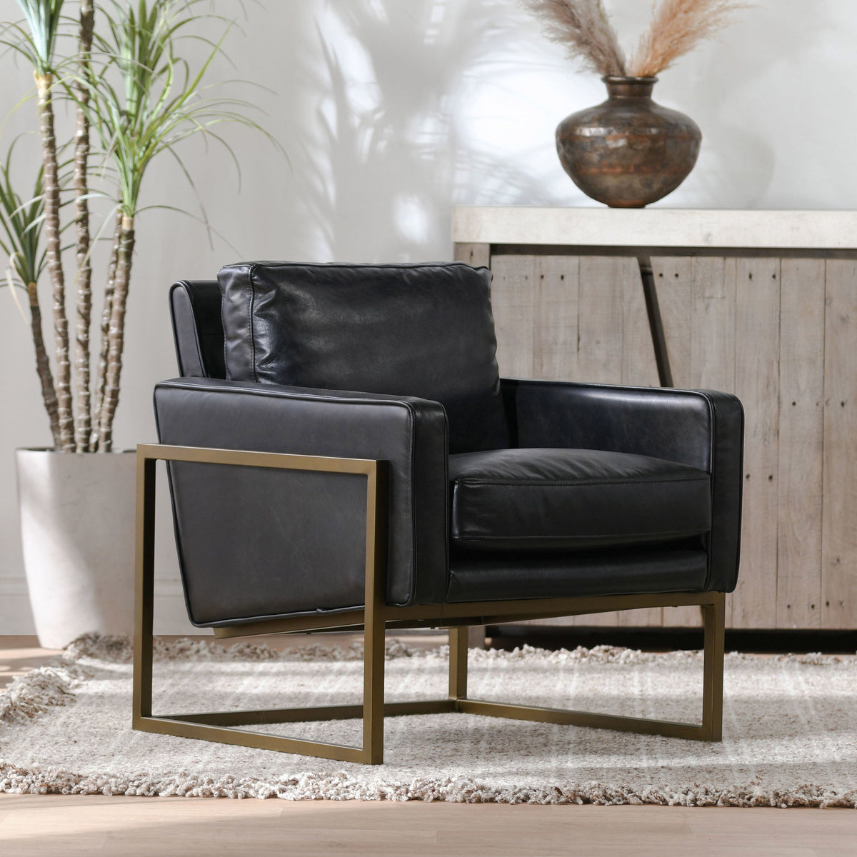 Classic Home Ken club chair in upholstered fabric with a deep seat and sturdy frame