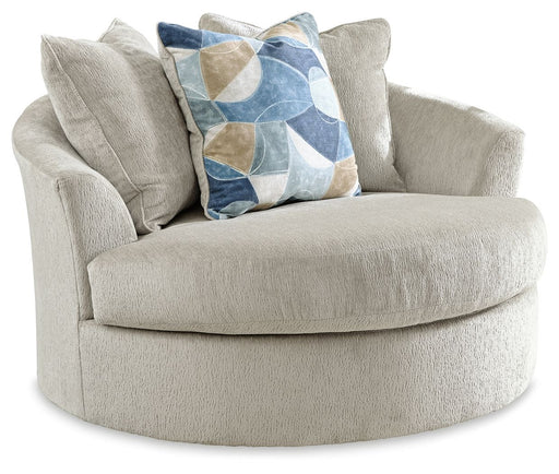 Maxon Place - Oversized Swivel Accent Chair - R&R Furniture Gallery (Fountain Valley, CA)
