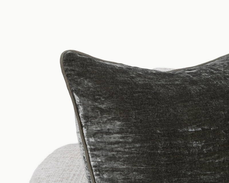 Lexington - SLD Pillow - R&R Furniture Gallery (Fountain Valley, CA)