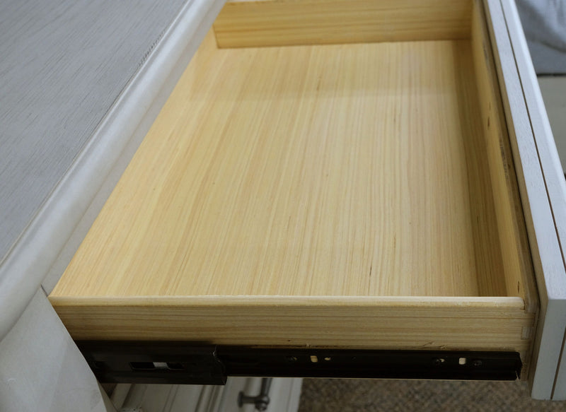 3 Drawer Nightstand With USB - Gray - Wood - R&R Furniture Gallery (Fountain Valley, CA)