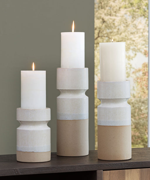 Hurston - Candle Holder Set (Set of 3) - Ivory / Brown - R&R Furniture Gallery (Fountain Valley, CA)