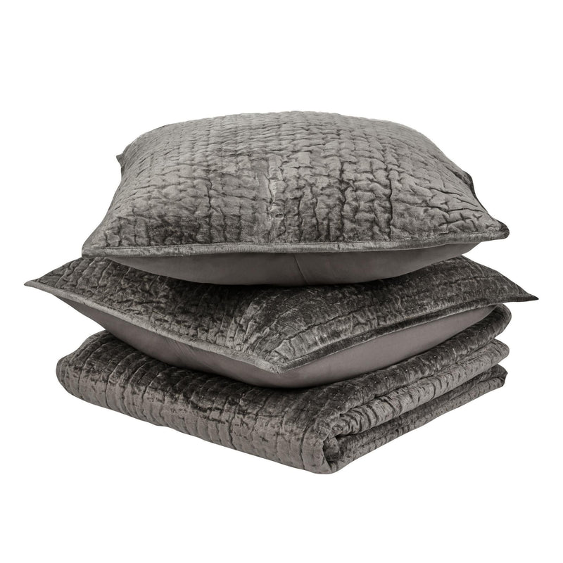 Bari - Velvet Quilt - Desert