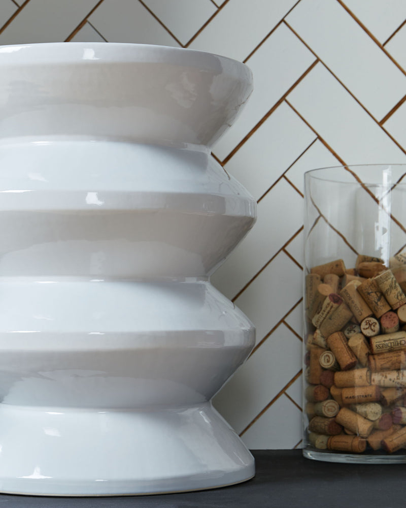 Lakiness - Stool - R&R Furniture Gallery (Fountain Valley, CA)