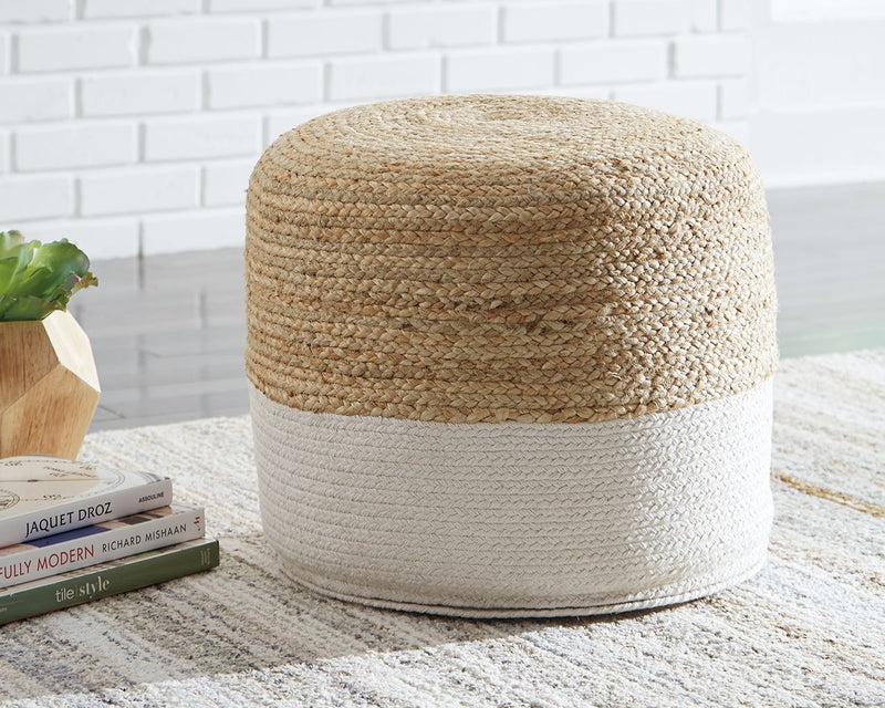 Sweed Valley - Round - Pouf - R&R Furniture Gallery (Fountain Valley, CA)