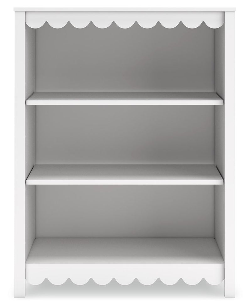 Hallityn - Bookcase - White - R&R Furniture Gallery (Fountain Valley, CA)