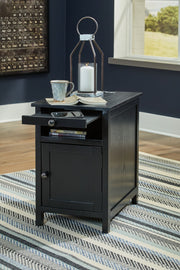 Treytown - Chair Side End Table - R&R Furniture Gallery (Fountain Valley, CA)