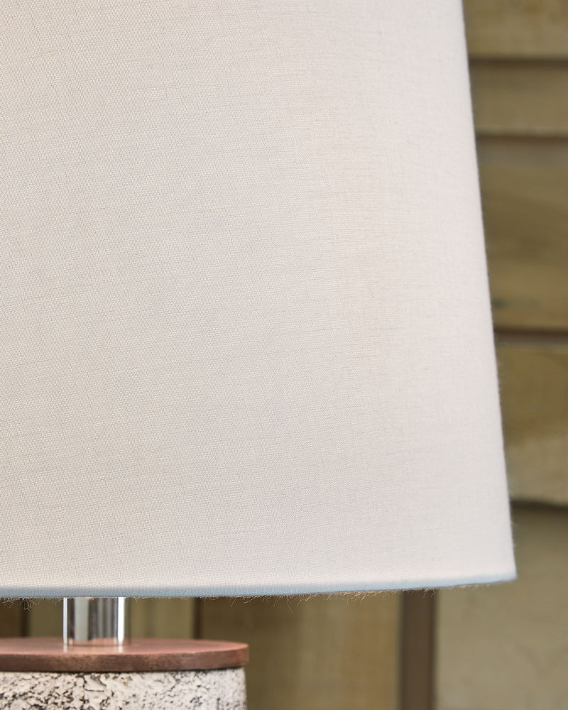 Chaston - Metal Table Lamp (Set of 2) - R&R Furniture Gallery (Fountain Valley, CA)
