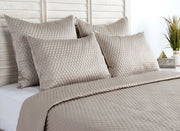 Diamond - Quilt Set - R&R Furniture Gallery (Fountain Valley, CA)