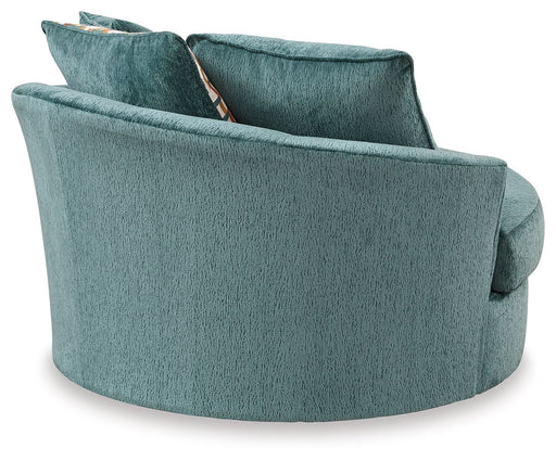 Laylabrook - Oversized Swivel Accent Chair - R&R Furniture Gallery (Fountain Valley, CA)