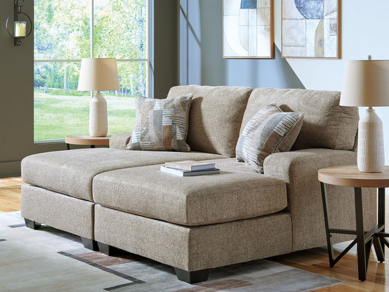 Newellen - Sectional - R&R Furniture Gallery (Fountain Valley, CA)