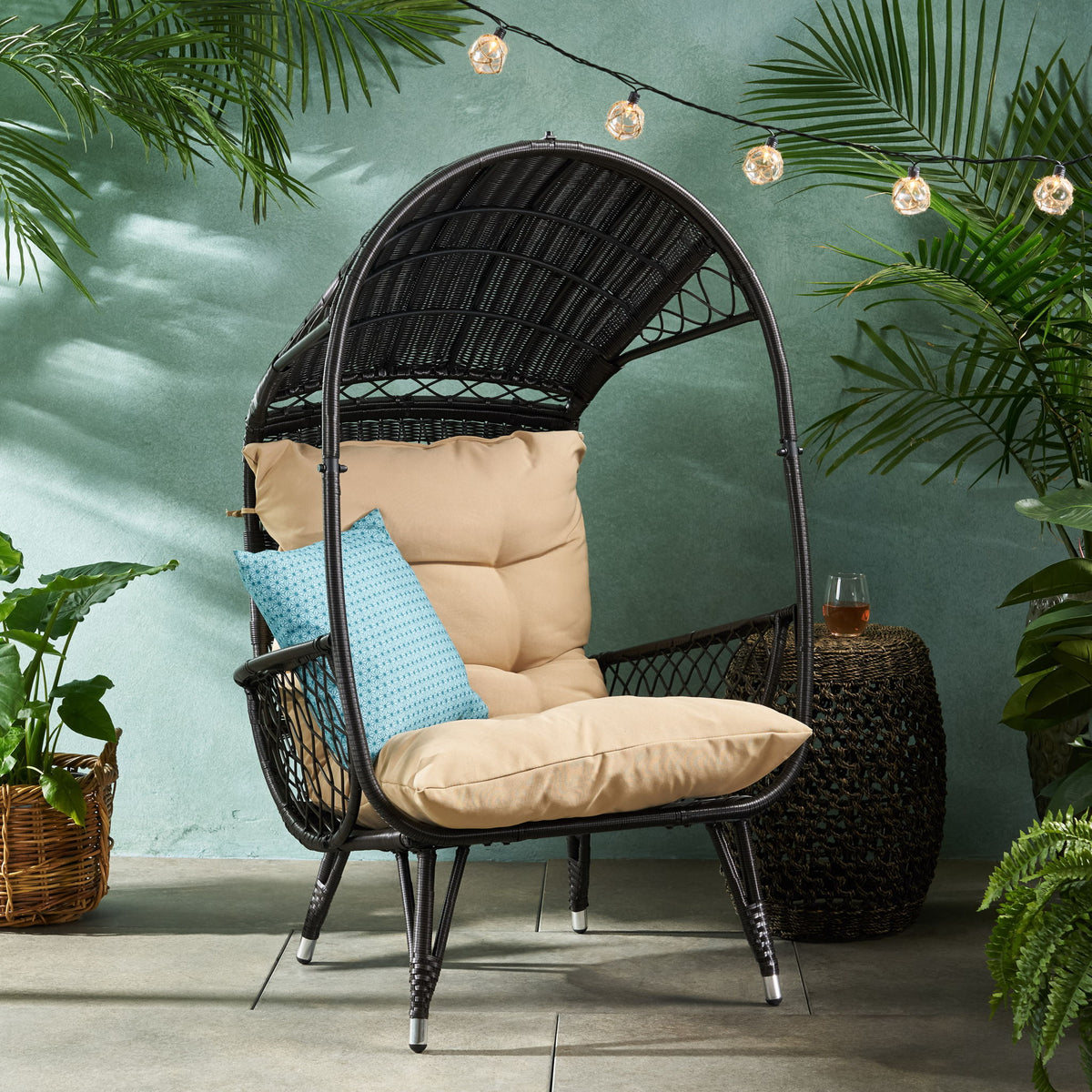 Outdoor Wicker Standing Basket Chair With Cushion