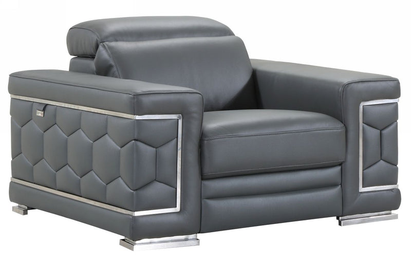 692 - Chair - R&R Furniture Gallery (Fountain Valley, CA)