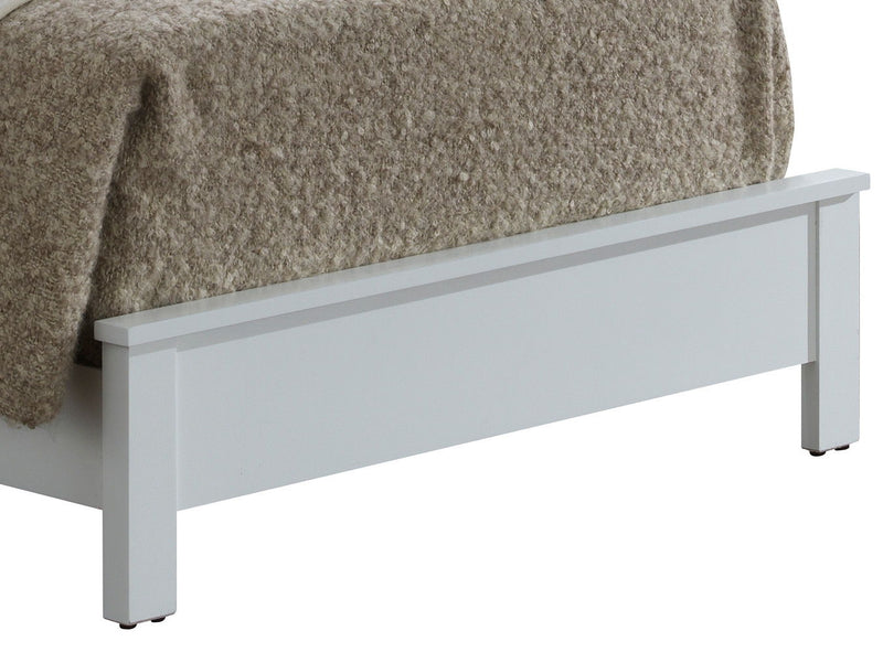 Bed With Transitional Design Stylish - R&R Furniture Gallery (Fountain Valley, CA)