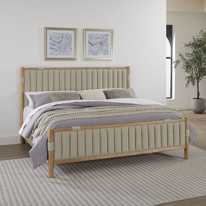 Furano King-size Upholstered Panel Bed in Ginger and Brun Boucle