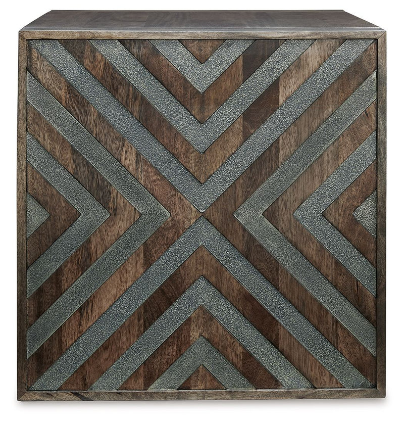 Dreggan - Square End Table - Brown - R&R Furniture Gallery (Fountain Valley, CA)