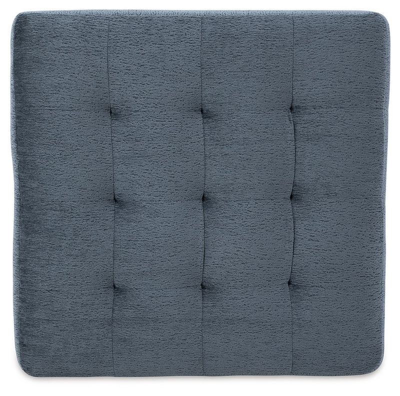 Maxon Place - Oversized Accent Ottoman - R&R Furniture Gallery (Fountain Valley, CA)