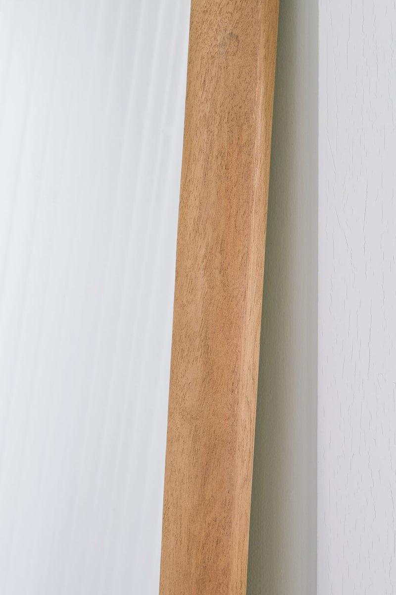 Dairville - Floor Mirror - Brown - R&R Furniture Gallery (Fountain Valley, CA)