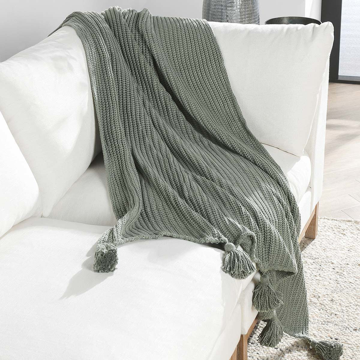 Throws - TC Veda Throw - R&R Furniture Gallery (Fountain Valley, CA)