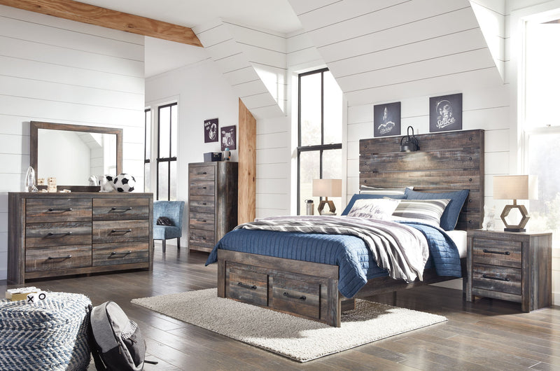 Drystan - Panel Bed - R&R Furniture Gallery (Fountain Valley, CA)
